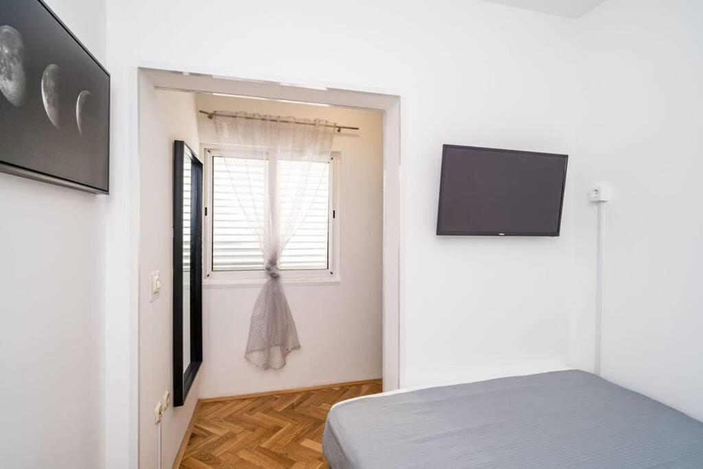 Apartman Knego With Parking ドゥブロブニク エクステリア 写真