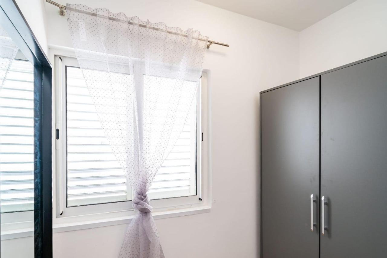 Apartman Knego With Parking ドゥブロブニク エクステリア 写真