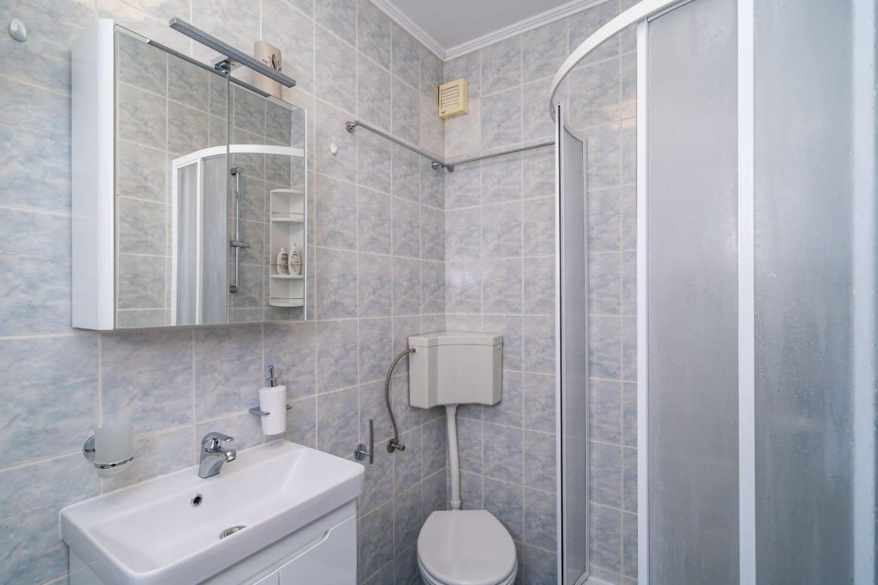 Apartman Knego With Parking ドゥブロブニク エクステリア 写真